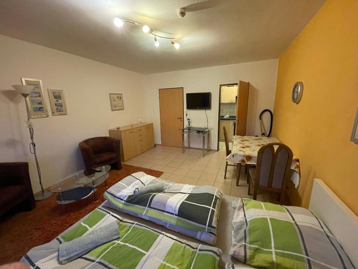 Schoene Einfache Ferienwohnung Mitten In Oldenburg Luaran gambar