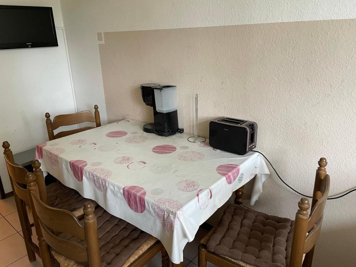 Schoene Einfache Ferienwohnung Mitten In Oldenburg Luaran gambar